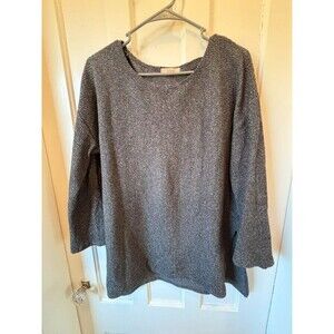 Cherish Women’s Dark Gray Knit Tunic Sweater – Size Medium